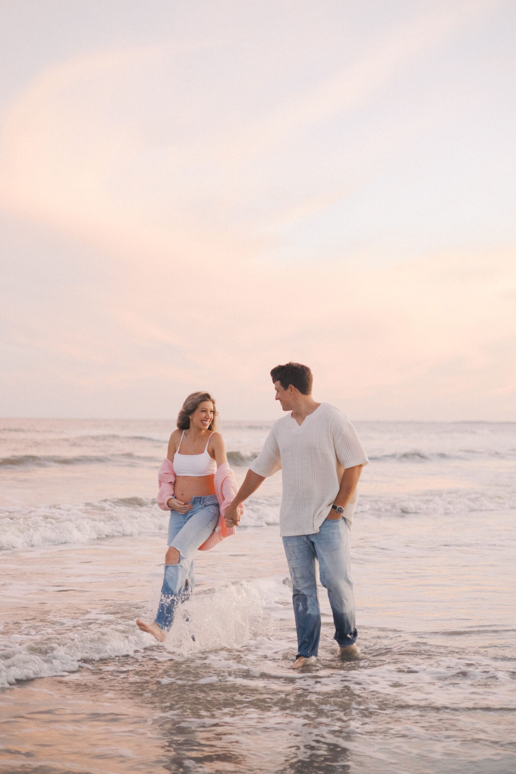 A Slow Evening Along the Coast | Virginia Beach Maternity Photography
